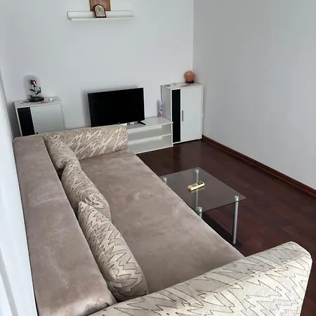 Eden Residence *